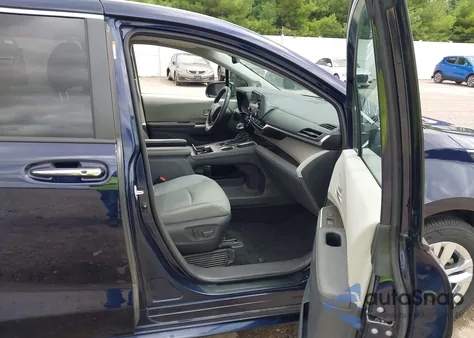 2023 Toyota Sienna Xle from USA, damaged, VIN 5TDJSKFC6PS102499